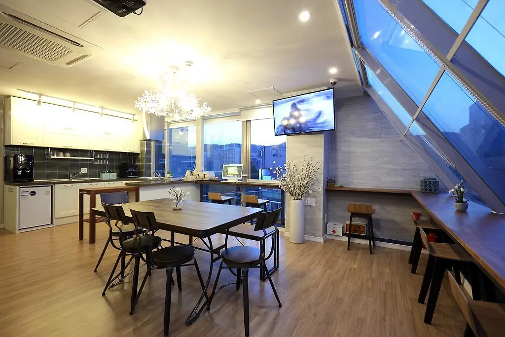 First Guesthouse Busan Hostel